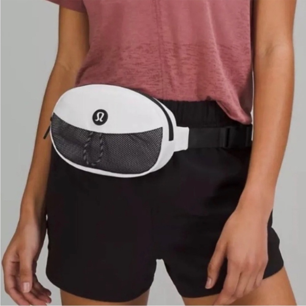 LULULEMON Take It On Belt Bag 1L White and Black Logo